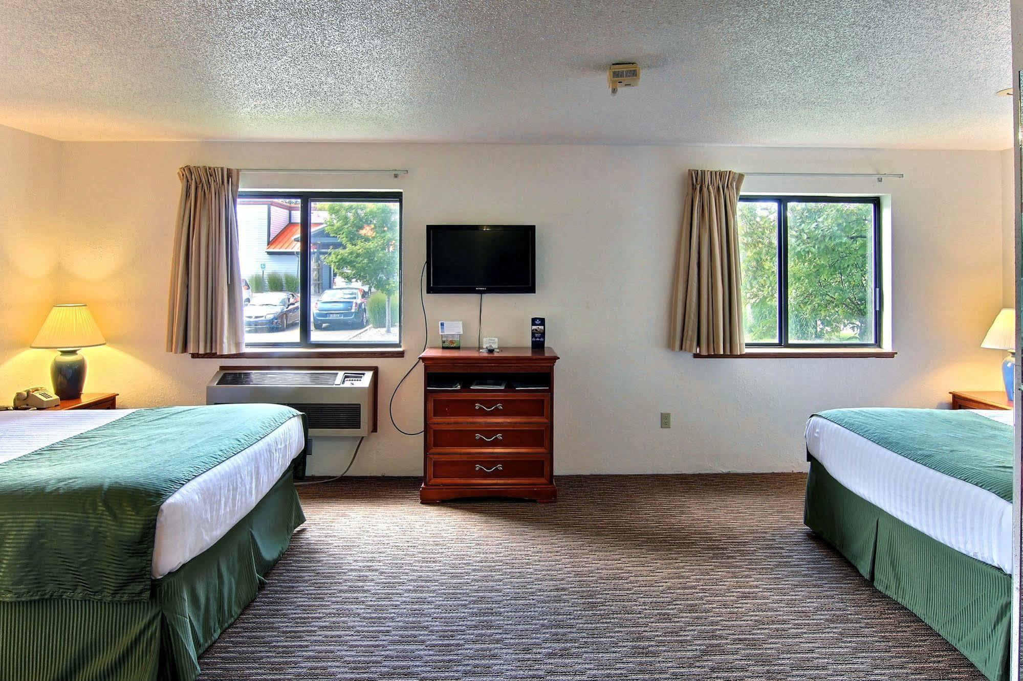 Days Inn & Suites By Wyndham Traverse City Habitación foto